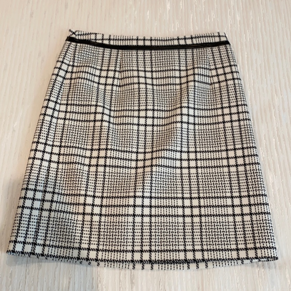 White House Black Market Plaid Skirt 0